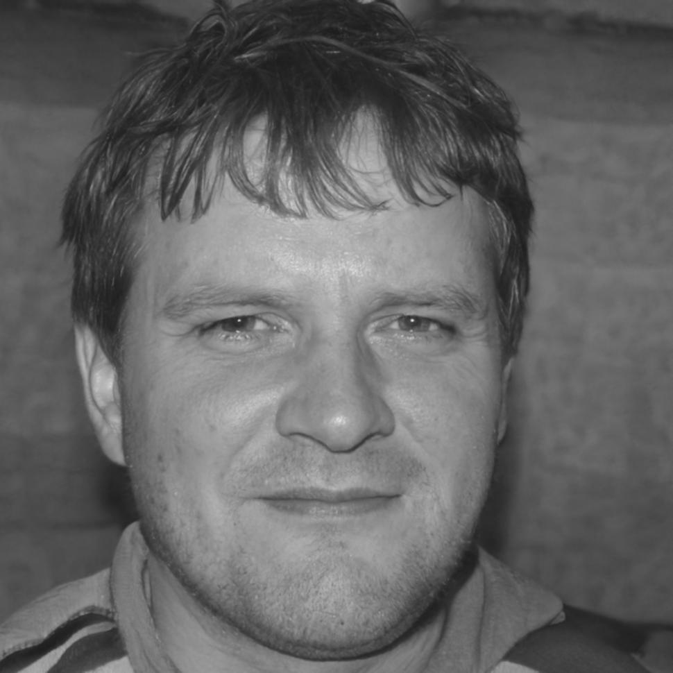 David Thompson, Investment Analysis Specialist